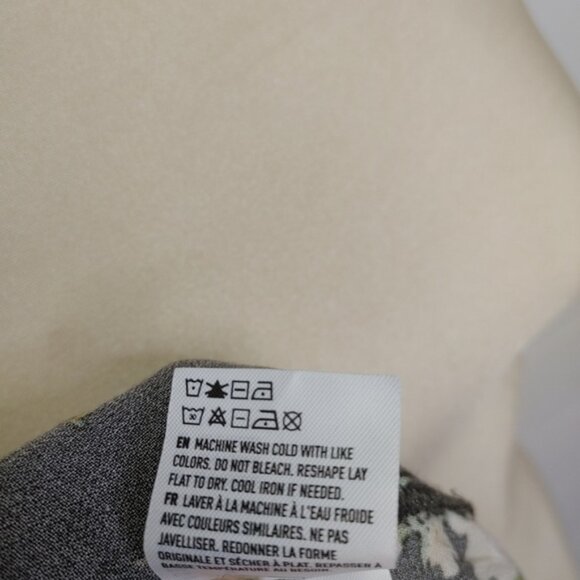 AEO Floral Printed Jumpsuit Size M - Picture 12 of 15